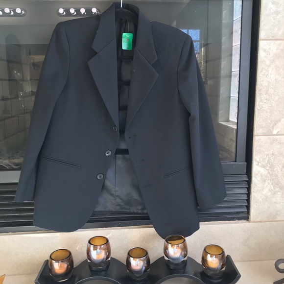 Other - Large black woman’s blazer by Mark Jason